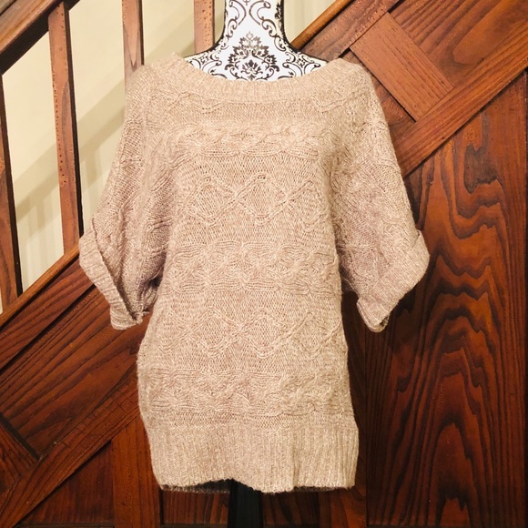 Forever 21 Sweaters - 🔥Forever 21 Beige sweater